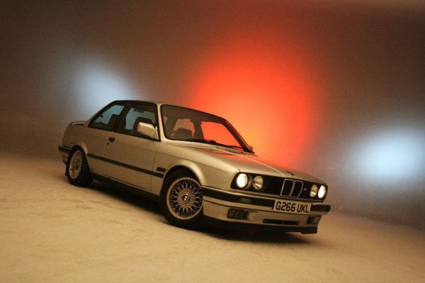 BMW E30 3-Series front three quarters