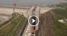 World's Largest Ship Elevator Opens at Three Gorges Dam in Central China