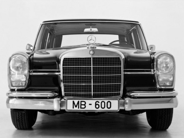 Mercedes-Benz 600 for Der Grosser front end