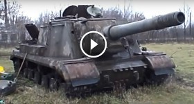 Start up heavy tank destroyer ISU-152 Zveroboy after 65 years