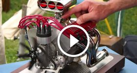 EXTREMELY Small - V8 Chevrolet Engine