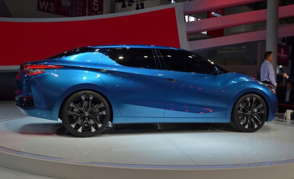 nissan lannia 6