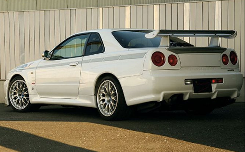 2nd Nissan Skyline GT 16