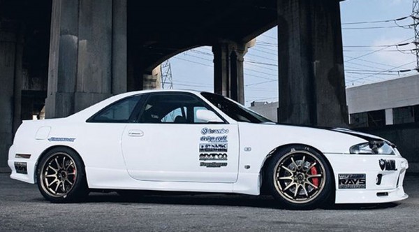 Nissan Skyline GT 19