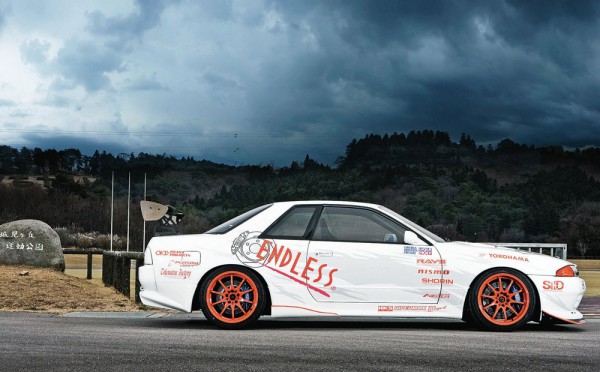 Nissan Skyline GT 2