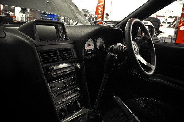 SP Engineering 1000 hp Nissan Skyline R34 interior