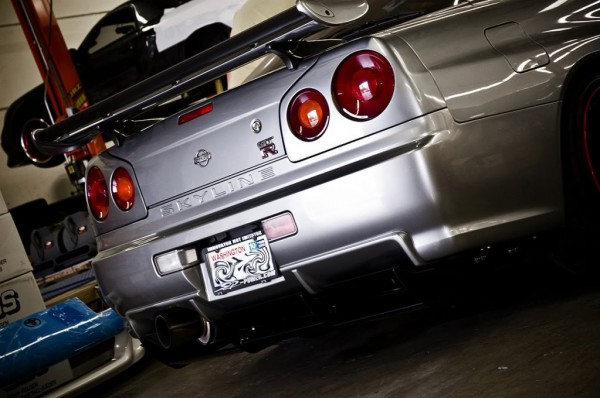 SP Engineering 1000 hp Nissan Skyline R34 rear view