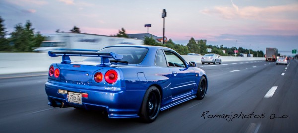 Nissan R34 GT-R in Your Yard You Can Overtake 99,99 cars on road