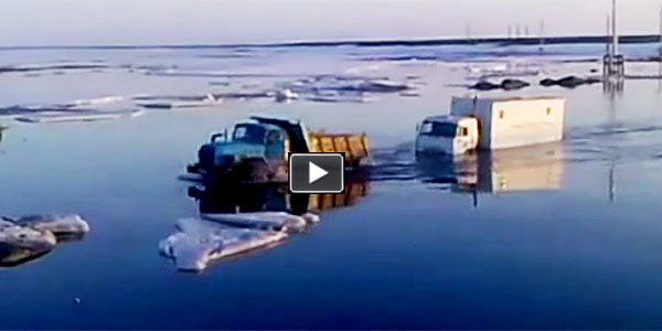 Russian Truck Drivers In EXTREME Road Conditions