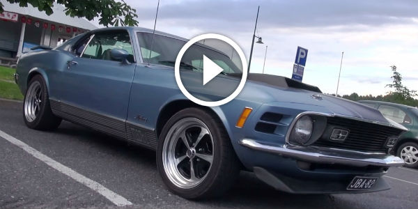 STUNNING 1970 Ford Mustang Mach 1 - startup and great V8 sound!