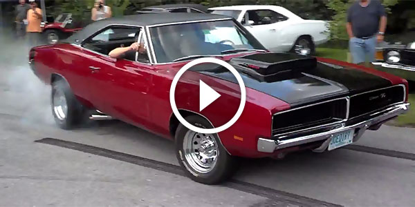1969 Charger 440 4spd Burnout