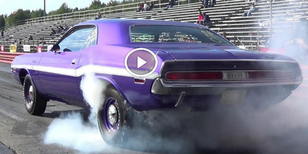 426 Hemi GTX vs 440 6 Pack Challenger - 14 Mile Drag Race & Burn Out