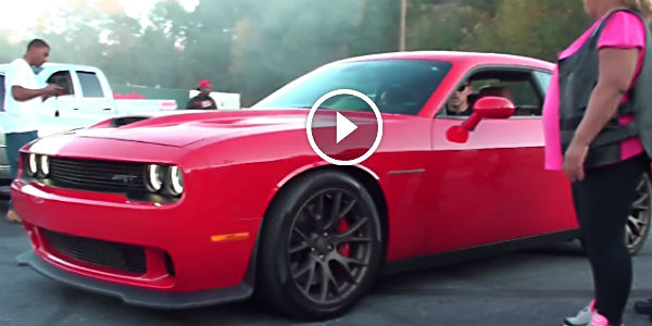 2015 Dodge Challenger SRT Hellcat gettin loose