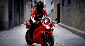 Moto Monday - Red Bully