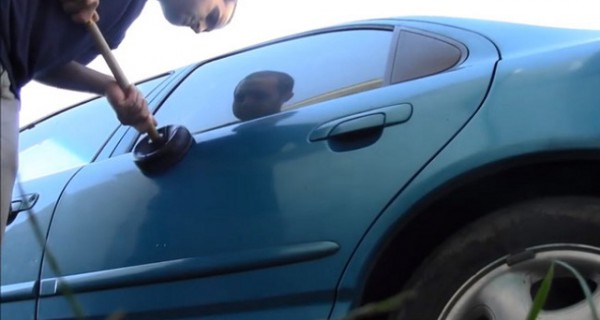 10-Car-Hacks-You-Should-Know- remove small dents with plunger