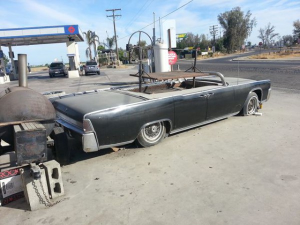 1964 Lincoln Continental Grill