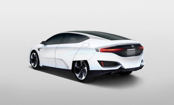Honda FCV Concept rear three quarters