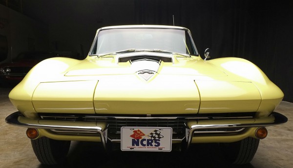 1967-Chevrolet-Corvette-front end
