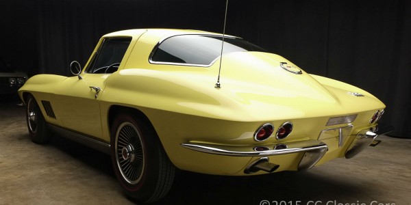 1967-Chevrolet-Corvette-left side rear three quarters
