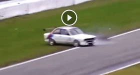 Luck or Skill BMW Driver have the biggest Moment on the Race Track