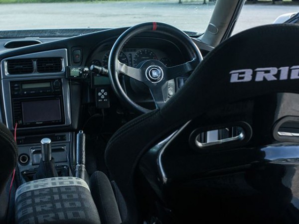 Nissan R34 GT-R Wagon cock pit