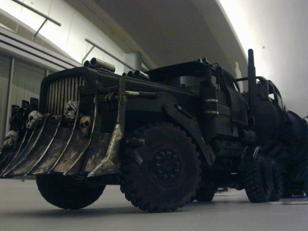 mad max fury road the war rig front three quarters left side