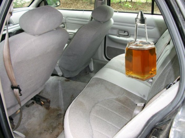 using vinegar to clean your car