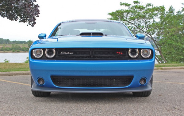 2015 Dodge Challenger Scat Pack front end