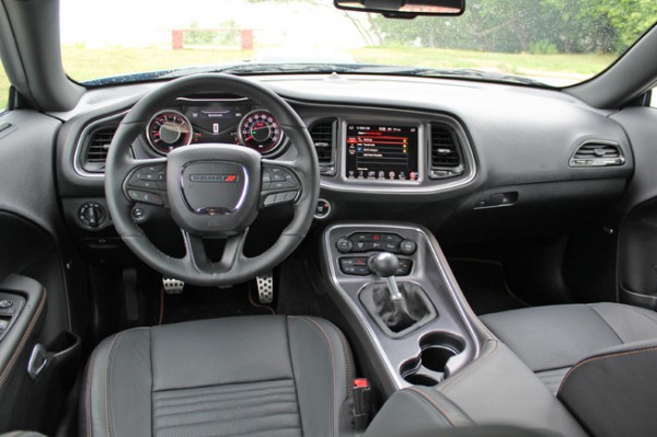 2015 Dodge Challenger Scat Pack interior view