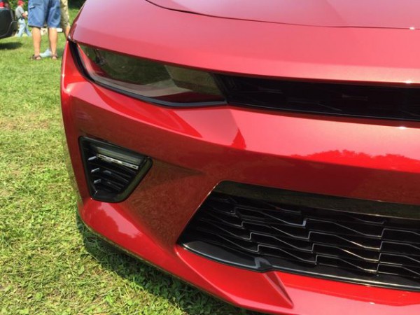 2016 Chevrolet Camaro SS headlight close up