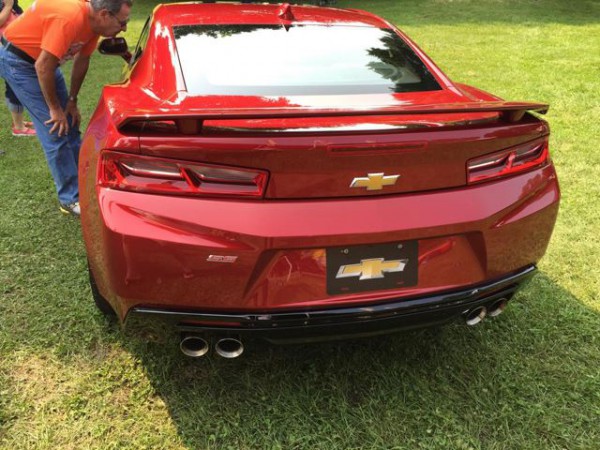 2016 Chevrolet Camaro SS rear end total view