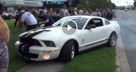Ford Mustang Shelby GT500 CRASHES Into Crowd
