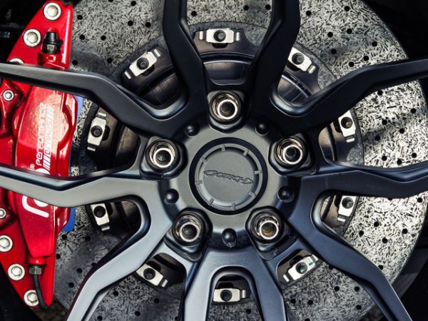 Nissan GTR Stage S 6 By Jotech Motorsports rim close up
