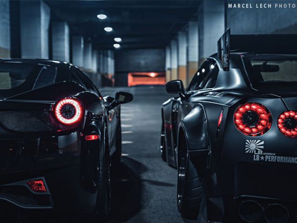 Nissan GTR R35 With Liberty Walk Body Kit rear end