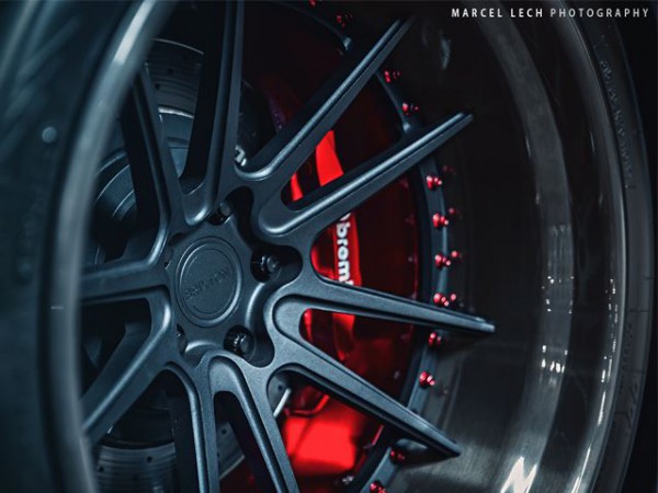 Nissan GTR R35 With Liberty Walk Body Kit rim close up