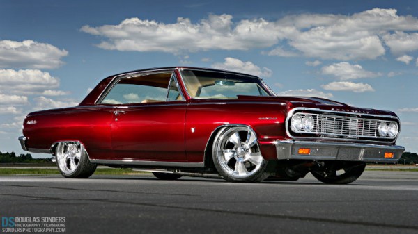 Pro touring '64 Chevelle SS front three quarters
