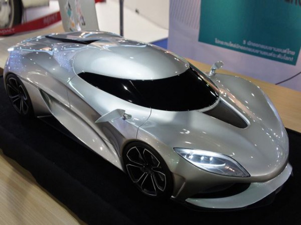Koenigsegg Utagera Concept front three quarters top view