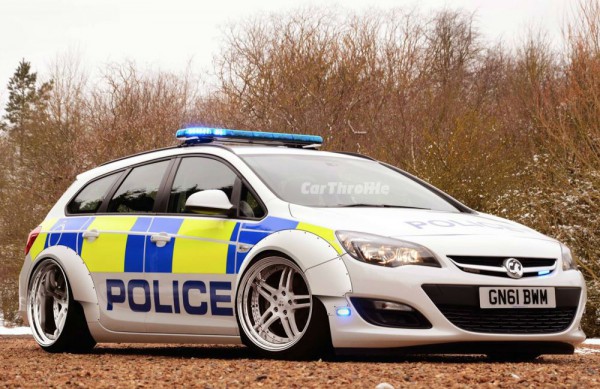 typical Astra diesel cop car front three quarters