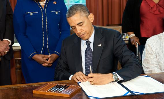 Pending Congress Bill to Make Over-Sized Rims Illegal Is Set In Motion - barak obama
