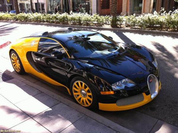 bugatti taxi car from dubai