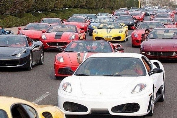 the world’s most expensive traffic jam in Dubai
