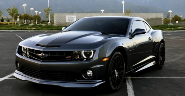 2010 Chevrolet Camaro front three quarters