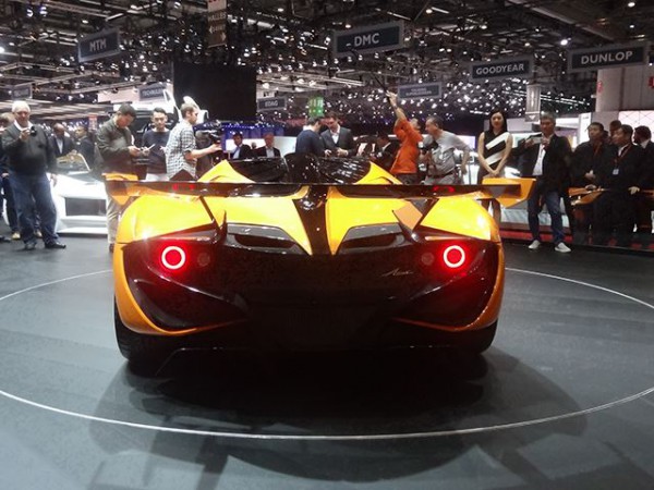 Apollo Arrow rear end
