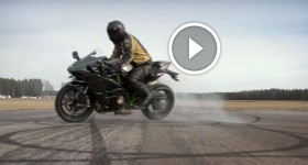 Testissä Kawasaki Ninja H2 (Teknavi 2015)