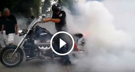 Boss Hoss V8 Burnout to Wheel Explosion