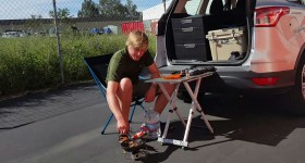 Living a car - Guy lives in a Ford Escape - cl