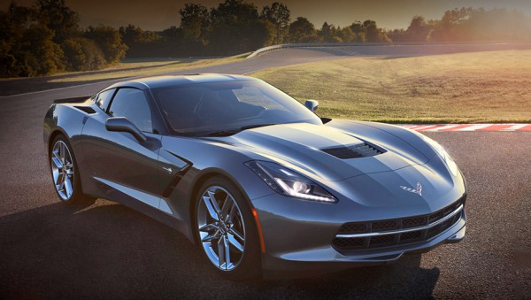 2014 C7 Corvette Stingray front three quarters
