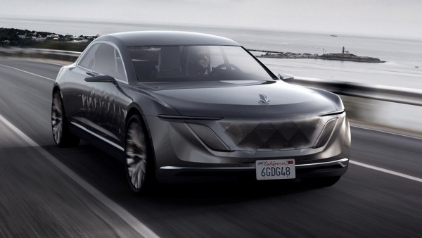 varsovia-concept-front-three-quarters-view-in-motion
