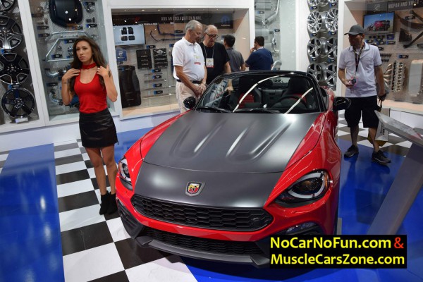abarth-roadster-at-sema-2016-front-three-quarters