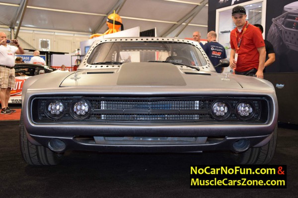 custom-dodge-ice-charger-from-furious-8-at-sema-2016-front-end